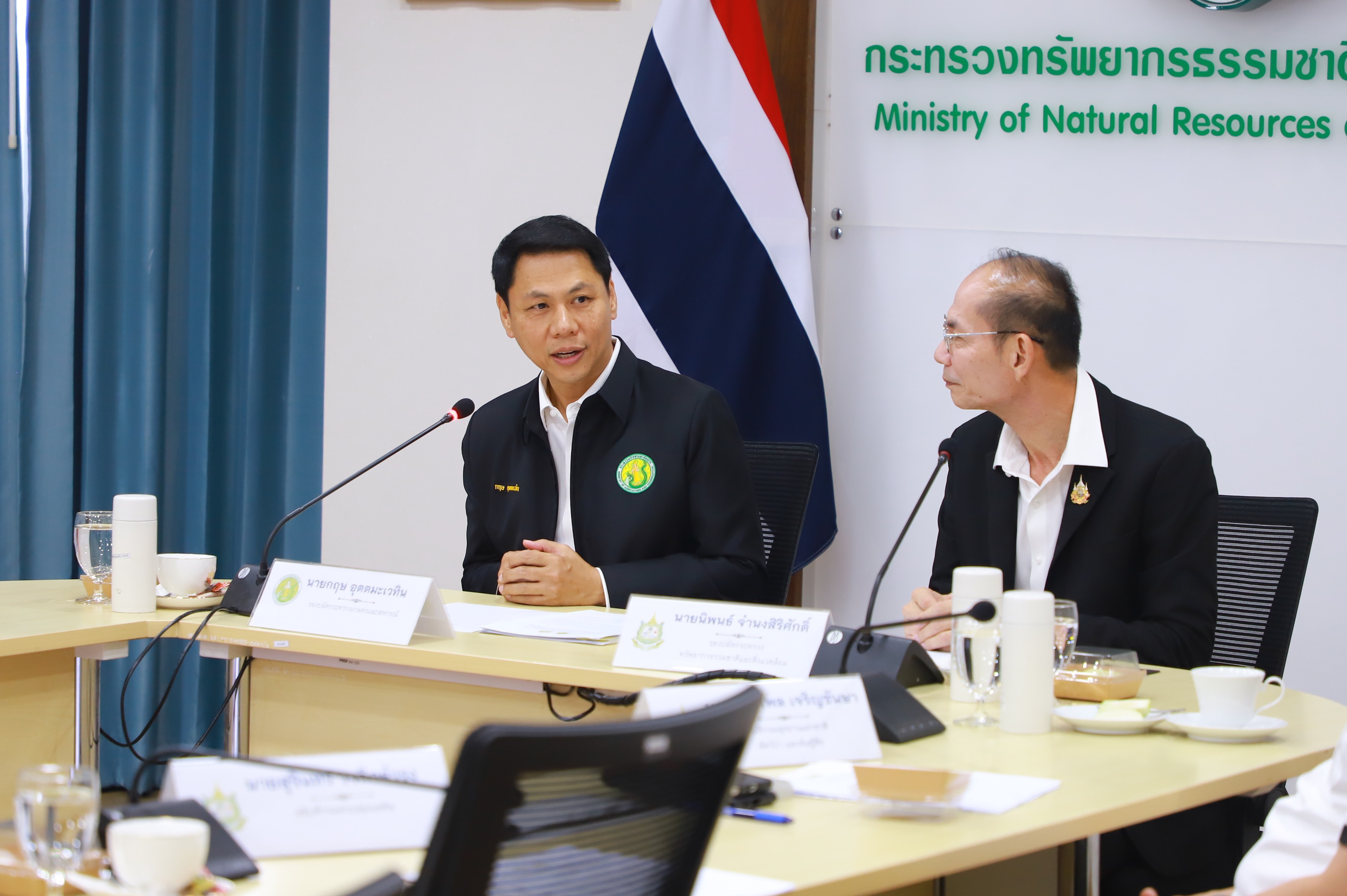 title - ส.ป.ก. ร่วมประชุมกับกระทรวงทรัพยากรธรรมชาติและสิ่งแวดล้อม หารือแนวทางการพัฒนาระบบตรวจสอบแหล่งที่มาของผลผลิตทางการเกษตร และการส่งเสริมการนำเศษวัสดุทางการเกษตรไปใช้ประโยชน์